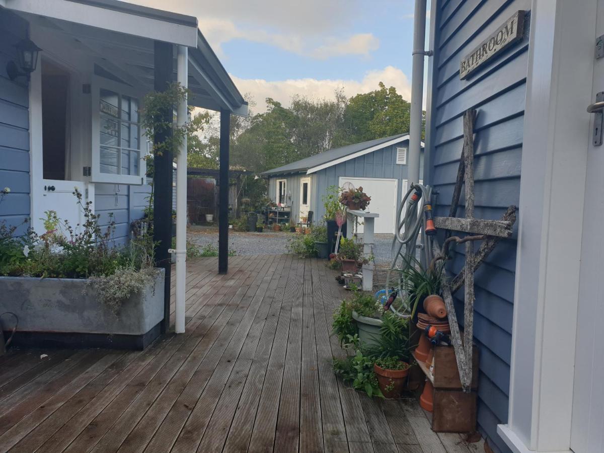 Cabins On Tudor Bed & Breakfast Motueka Exterior photo